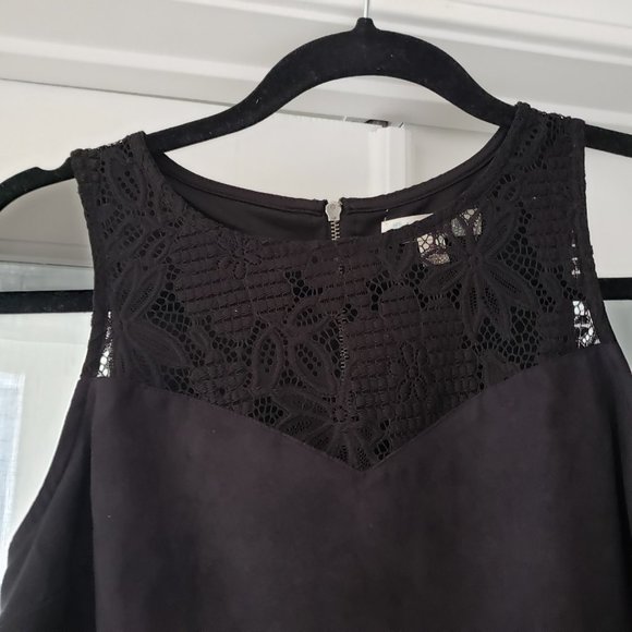 CUTE!!! Black Mini Dress with Eyelet Hemline - Picture 4 of 7